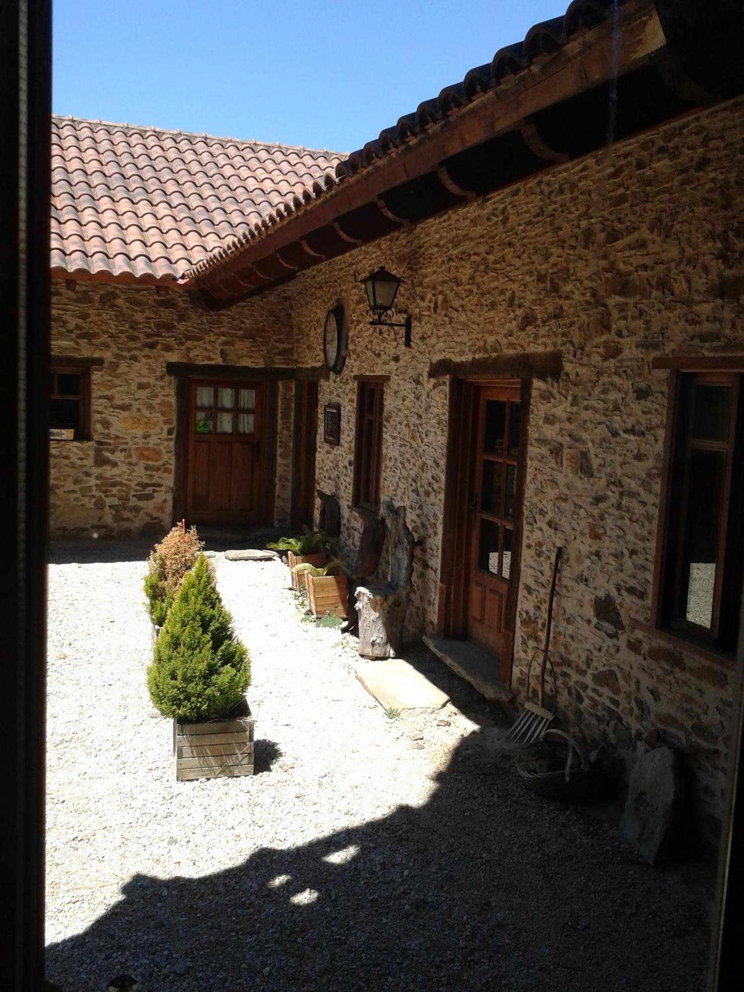 La Forqueta Y El Fontanal Country house