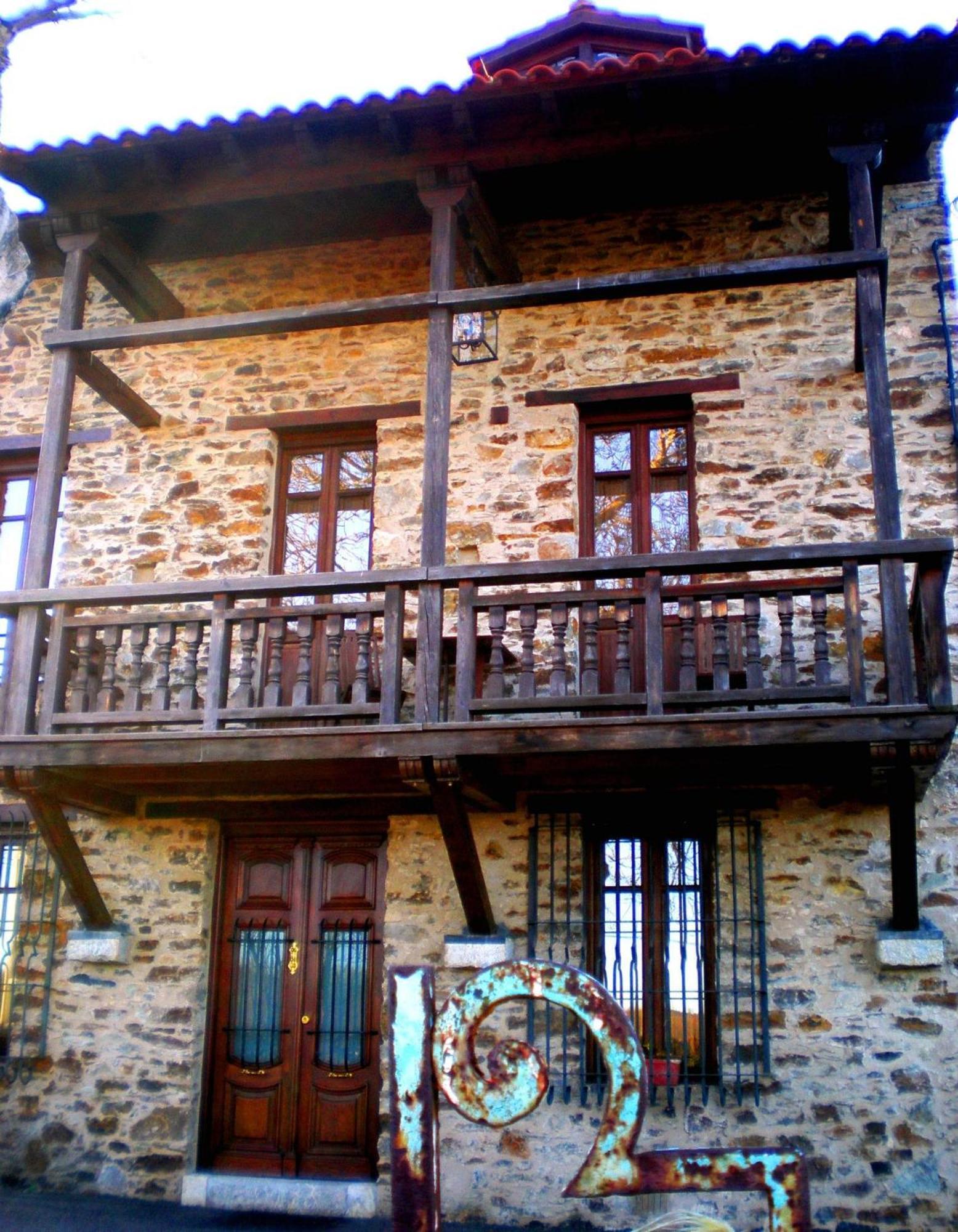 La Forqueta Y El Fontanal Santa Maria de Ordas
